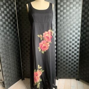 Black Lined Long Dress with Sequin Rose Pattern